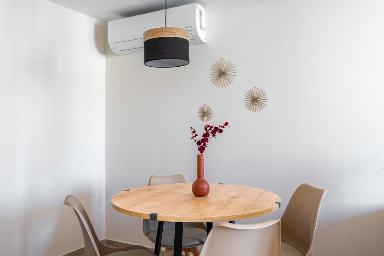 Harmony 2Br Apartment In เอเธนส์ ภายนอก รูปภาพ